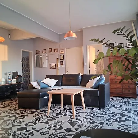 In Art And Apartment Faro